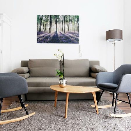 Apartment DROYSEN Kurfürstendamm - Cozy Family&Business Flair welcomes you - Rockchair Apartments Berlin Exterior foto