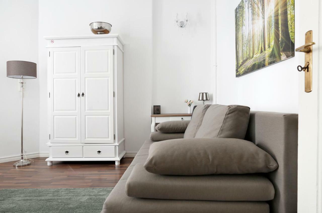 Apartment DROYSEN Kurfürstendamm - Cozy Family&Business Flair welcomes you - Rockchair Apartments Berlin Exterior foto